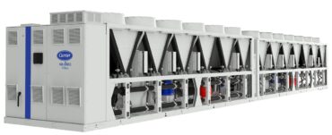 Auf der Data Centre World 2025 in Frankfurt zu sehen: Der luftgekühlte Flüssigkeitskühler AquaForce 30XF von Carrier zur effizienten Kühlung von Rechenzentren.